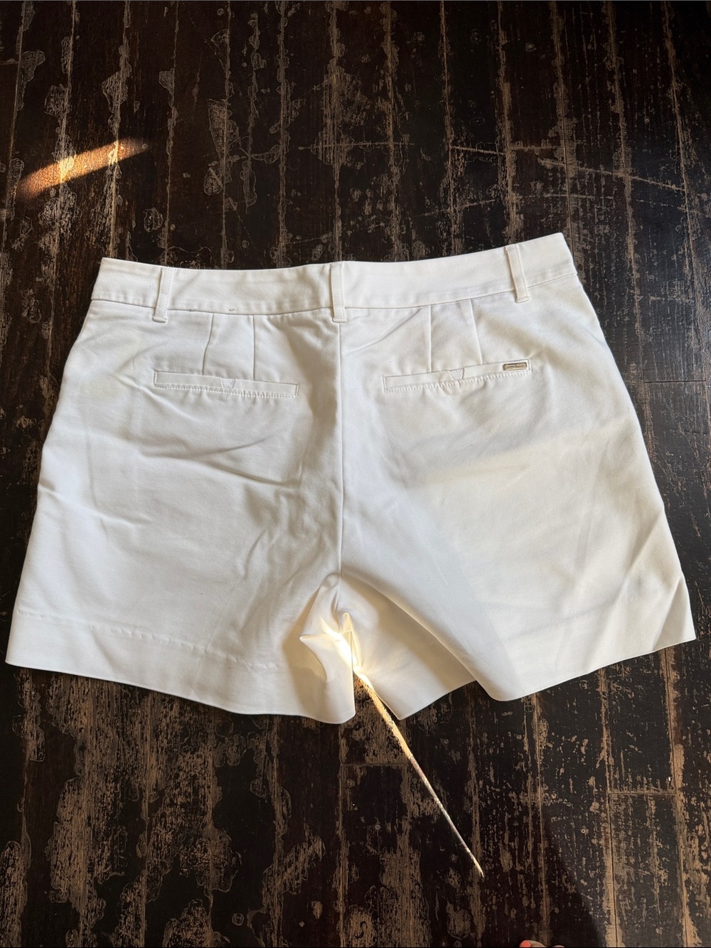 WHBM Off White Women's Casual Shorts 8 - Picture 4 of 5